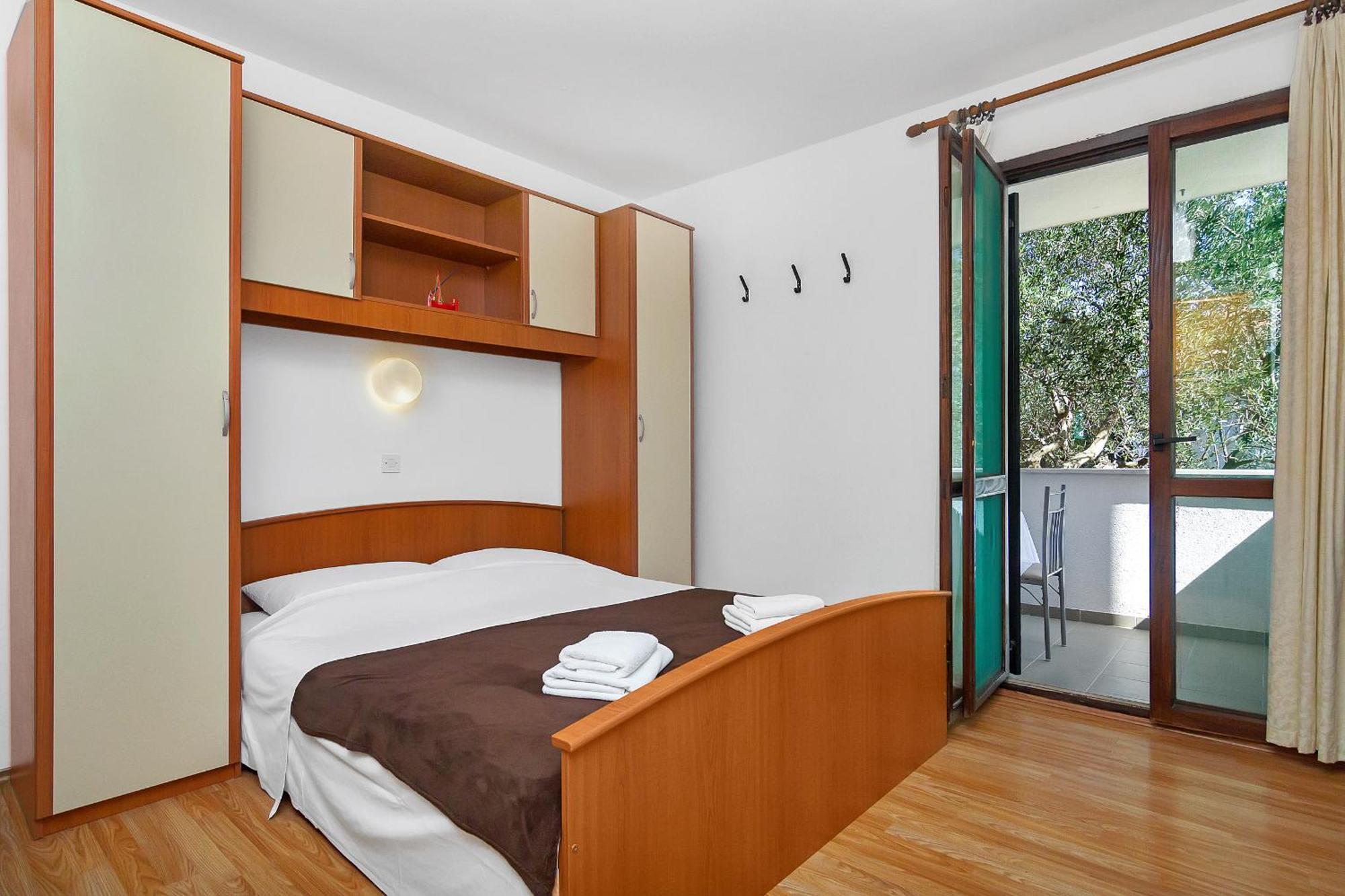 Apartmani Cico Gdinj Exterior photo